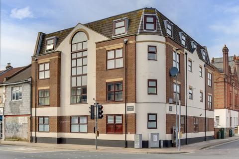 2 bedroom flat for sale, Lawrence Road, Southsea