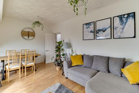 2 bedroom flat for sale, Lawrence Road, Southsea