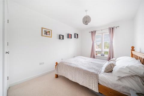 2 bedroom flat for sale, Orchard Farm Avenue, East Molesey, Surrey, KT8