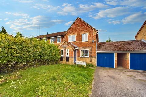 3 bedroom end of terrace house for sale, Lavender Court, Thetford