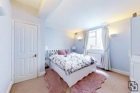 2 bedroom apartment to rent - Croydon Road, Beckenham, BR3