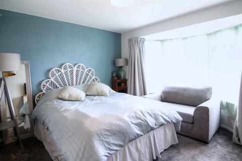 2 bedroom flat for sale, Mill Gap Road, Eastbourne BN21