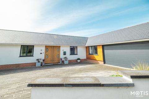 3 bedroom bungalow for sale, Naildown Road, Hythe, CT21