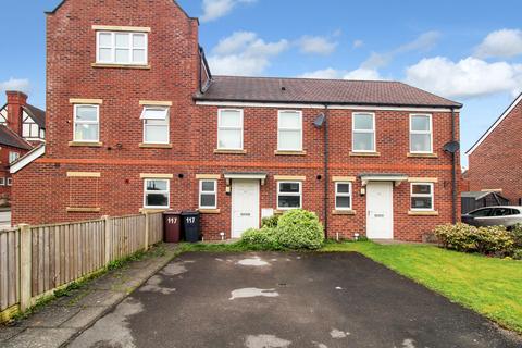 2 bedroom townhouse to rent, Church Drive, Shirebrook