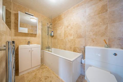 8 Millennium Close, Uxbridge, UB8 2RX