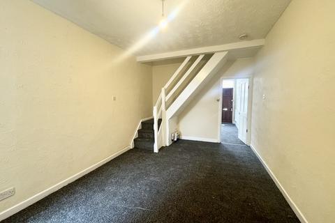 3 bedroom terraced house to rent, Reeves Road, Normanton DE23