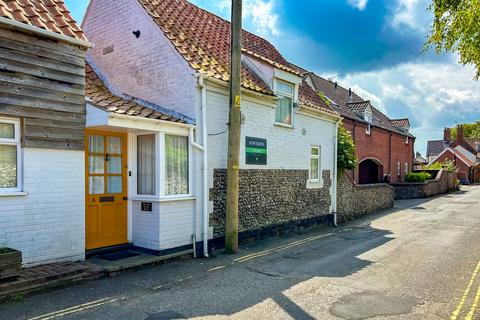 4 bedroom cottage for sale, Wells-next-the-Sea