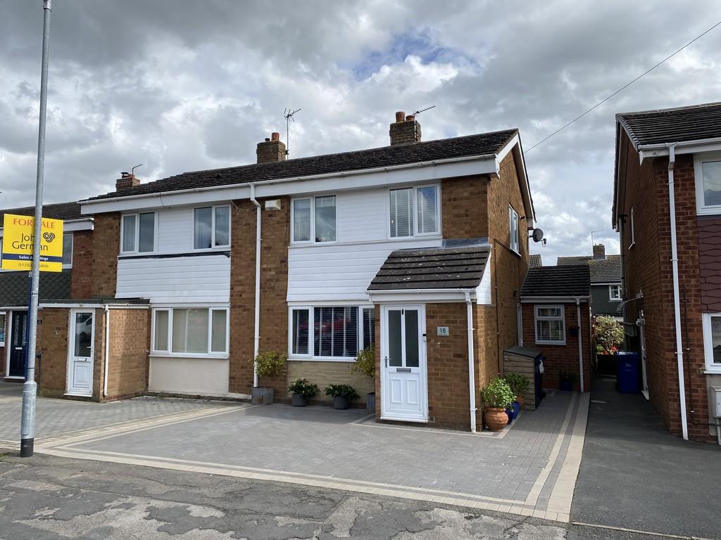Willow Road, BartonunderNeedwood 3 bed semidetached house for sale