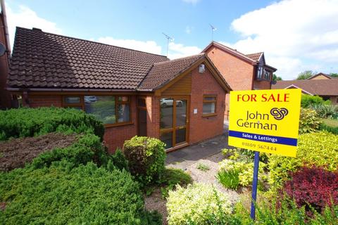 3 Lark Rise, Uttoxeter, ST14 8SZ