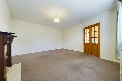 3 Lark Rise, Uttoxeter, ST14 8SZ
