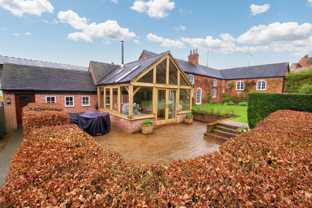 Marchington Woodlands, Marchington 4 bed detached house for sale £795,000