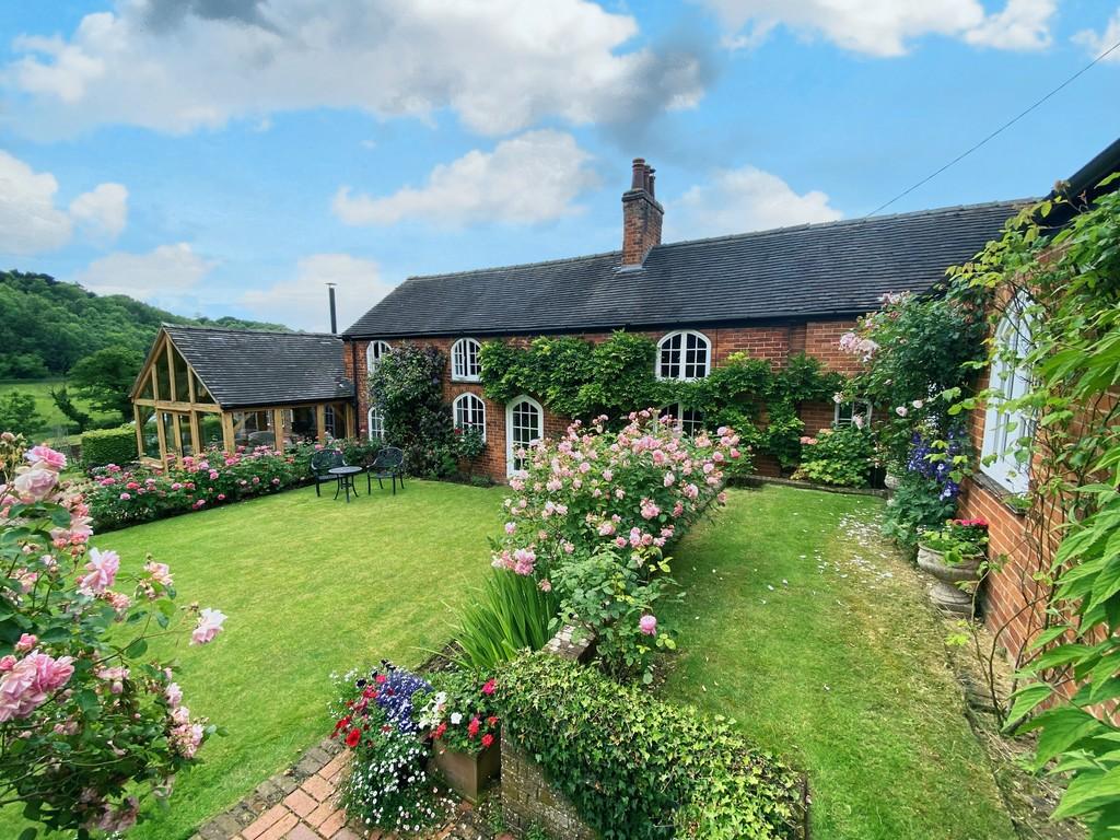 Marchington Woodlands, Marchington 4 bed detached house for sale £750,000