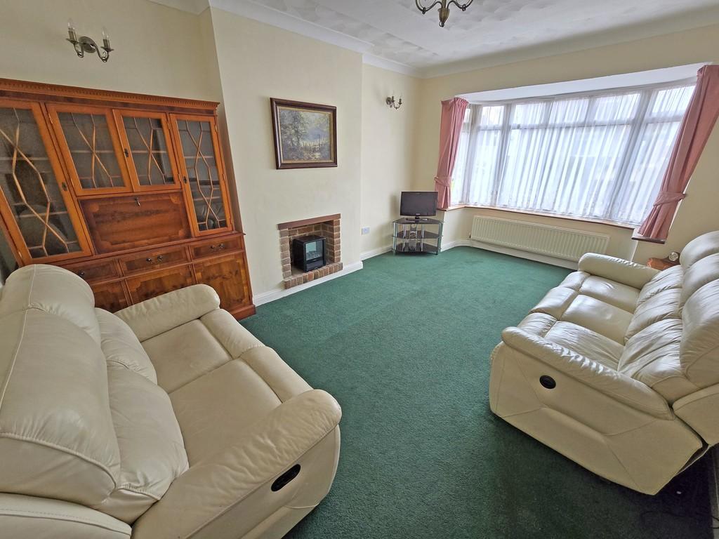 Lounge 2