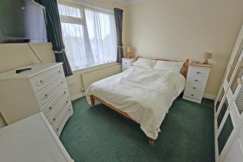 66 Overhill, Southwick, Brighton, BN42 4WJ