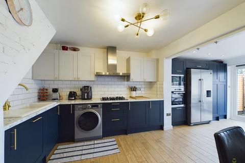 11 Chatsworth Road, Dartford, DA1 5AT