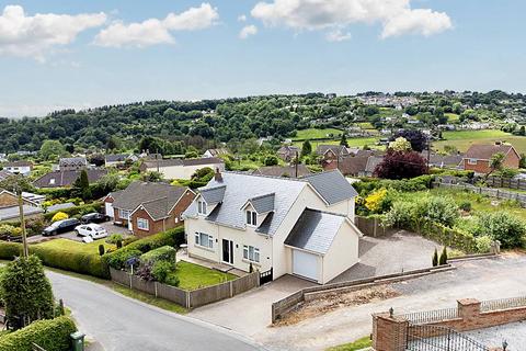 4 bedroom detached house for sale, Larksfield Road, Harrow Hill