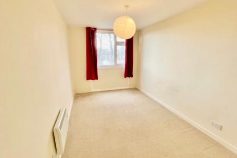 2 bedroom flat for sale, Llanishen, Cardiff CF14