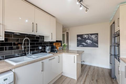 129 Danes Drive, Glasgow, G14 9GD