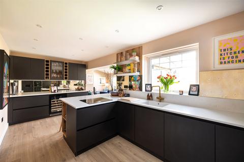 24 Station View, South Queensferry, EH30 9DA