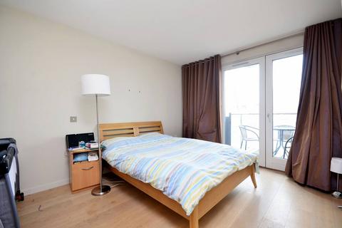 1 bedroom flat to rent, New Providence Wharf, Canary Wharf, London, E14