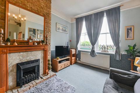 2 bedroom flat to rent, Sudbury Hill, Harrow on the Hill, Harrow, HA1