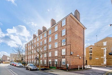 3 bedroom flat for sale, Harris Street, Camberwell, London, SE5