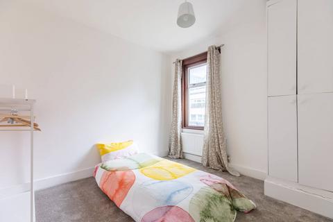 13 Aldworth Road, London, E15 4DN