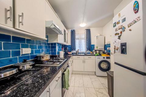 2 Booth Close, London, SE28 8BW