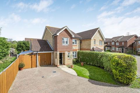 3 bedroom semi-detached house for sale, Thistlefield Close, Bexley