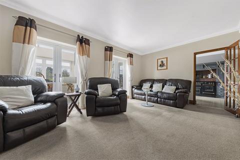 22 Hill Crescent, Bexley, DA5 2DB