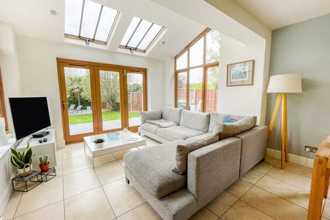 4 bedroom detached house for sale, High Street, Botley, SO30