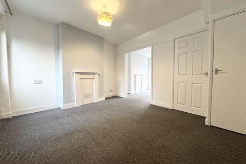 3 bedroom terraced house to rent, Corporation Road, Grimsby DN31