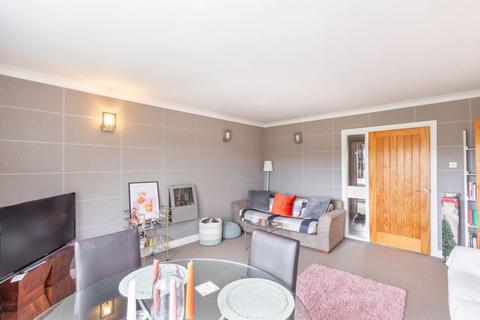 2 bedroom apartment for sale, Adderstone Crescent, Jesmond, Newcastle Upon Tyne