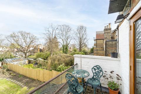 2 bedroom apartment for sale, Cecile Park, Crouch End N8