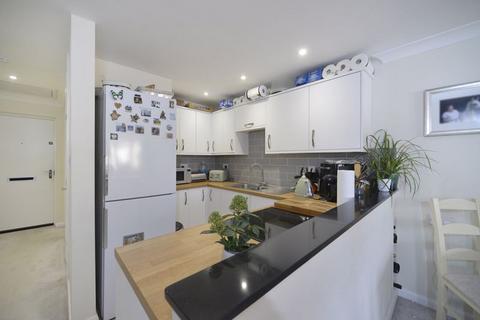 1 bedroom apartment for sale, Eastwood Road, Bramley