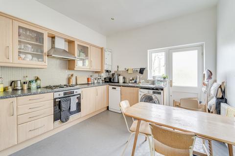 2 bedroom apartment for sale, Axminster Road, Holloway, London, N7
