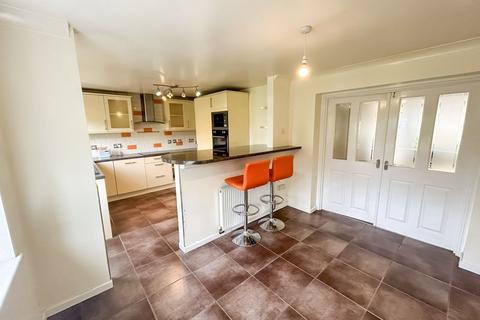 4 bedroom semi-detached house for sale, Nicholas Road, Streetly, Sutton Coldfield, B74 3QR