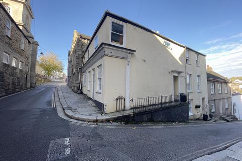 3 bedroom apartment to rent, St Gluvias Street, Penryn TR10