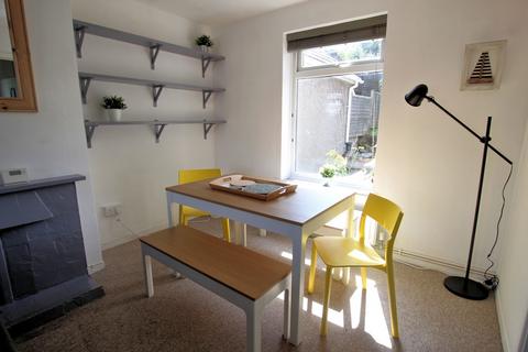 5 bedroom end of terrace house to rent, Trekeen Road, Penryn TR10