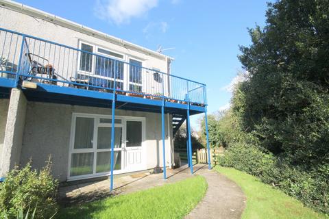 2 bedroom ground floor flat to rent, Tremorvah Court, Falmouth TR11