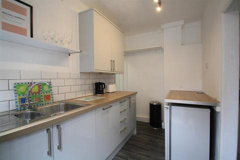 undefined, Magdalen Road, Exeter EX2