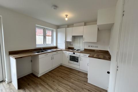 3 bedroom end of terrace house to rent, Stephens Way, Exeter EX1