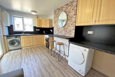 5 bedroom terraced house to rent, Park Road, Exeter EX1