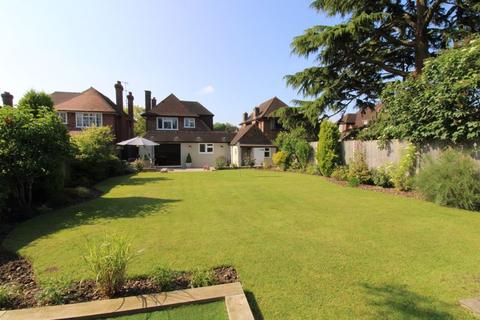 3 bedroom detached house for sale, Burgh Heath