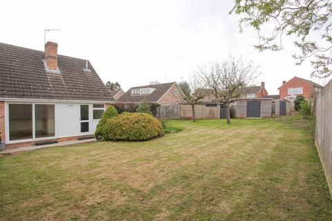 3 bedroom semi-detached house for sale, Rookery Close, Bodicote