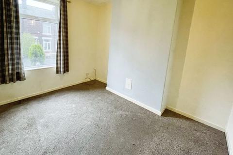 3 bedroom terraced house for sale, Stephen Street South, Bury