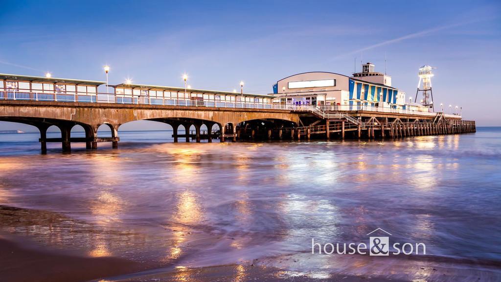 Pier by night