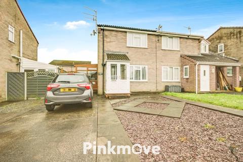 2 bedroom semi-detached house for sale, Heol Plas Isaf, Llanelli - REF# 00024605