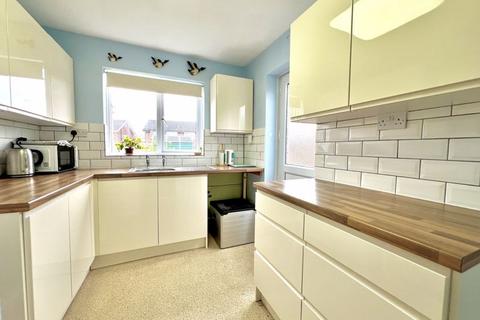 15 Barleyfield Way, Houghton Regis, Dunstable, LU5 5ER