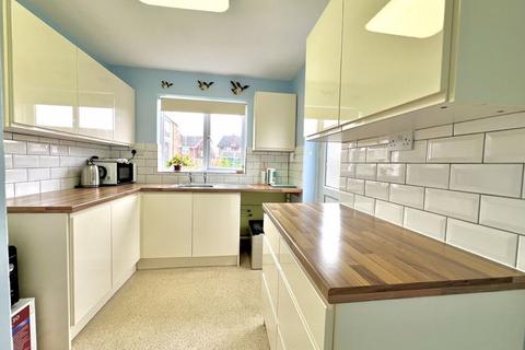 15 Barleyfield Way, Houghton Regis, Dunstable, LU5 5ER